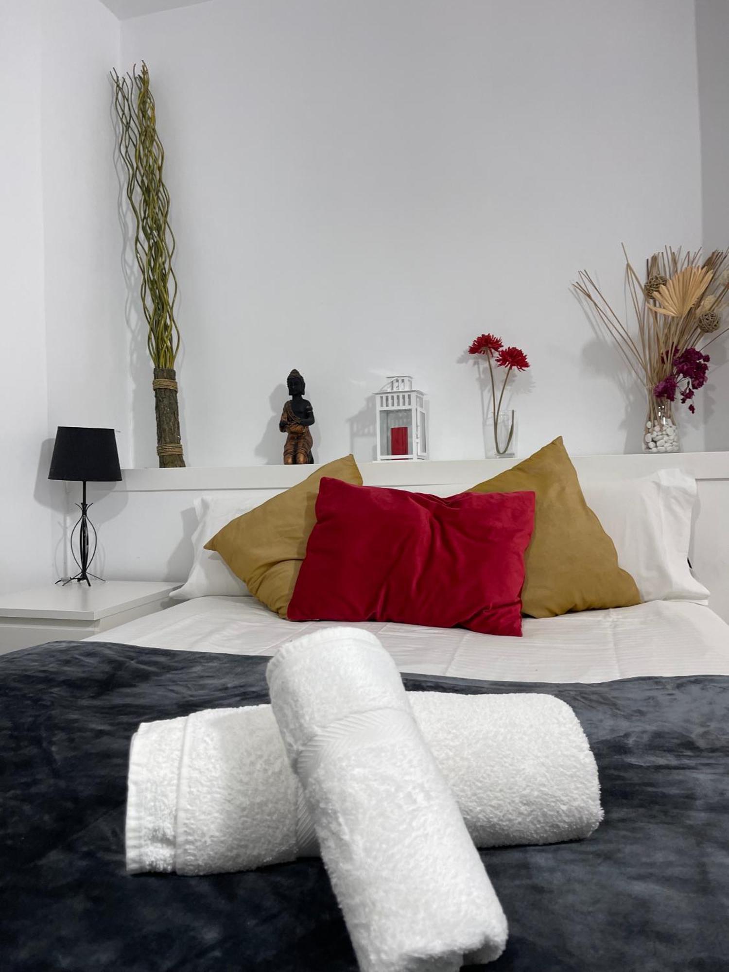 Resitur Luxury Suit 6 Севілья Екстер'єр фото